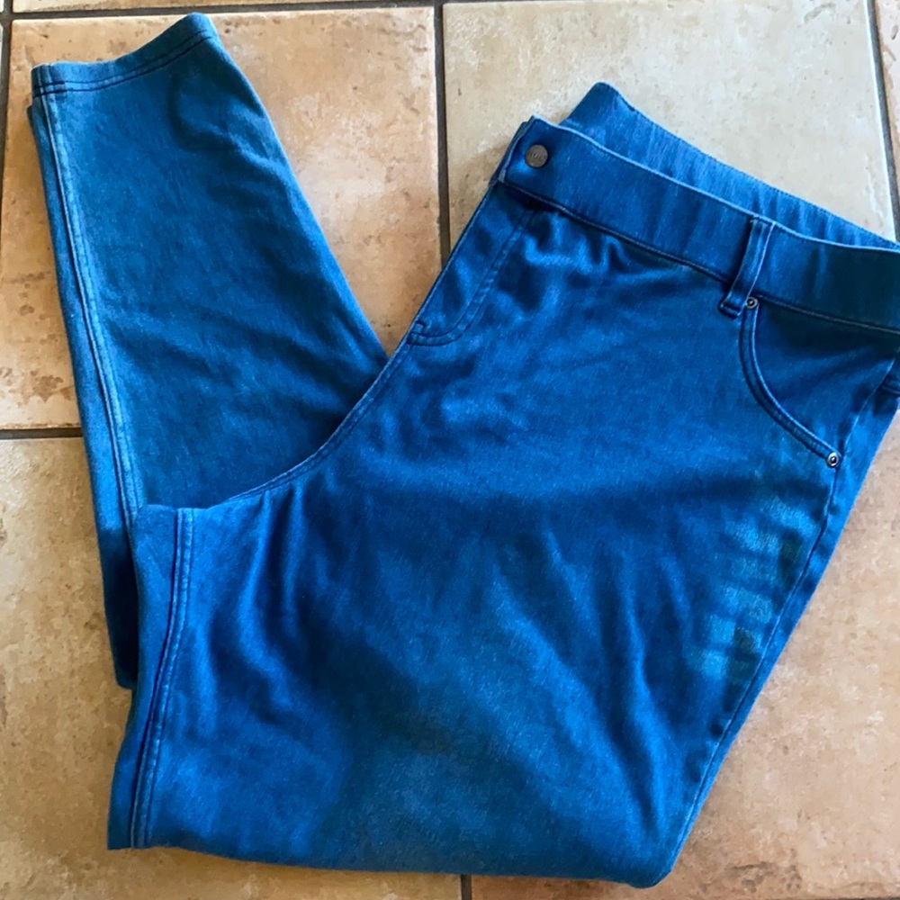 Women’s Blue Jean Jeggings